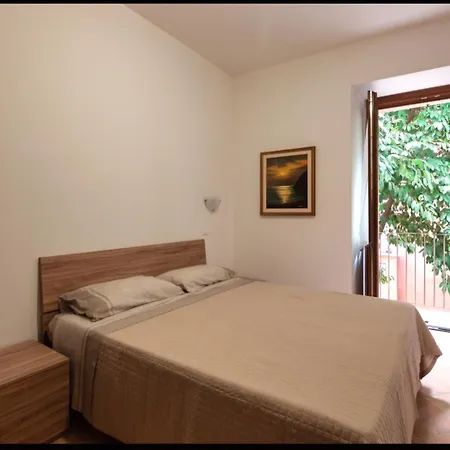 Sotto La Torre Apartment *