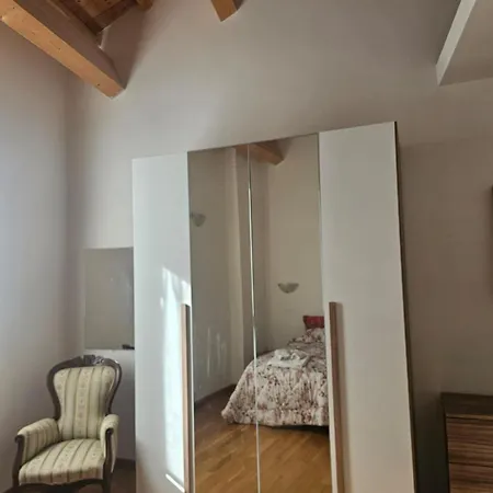 Sotto La Torre Apartment *