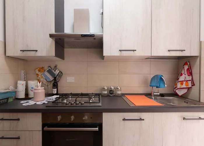 דירה Sotto La Torre ל'אקווילה